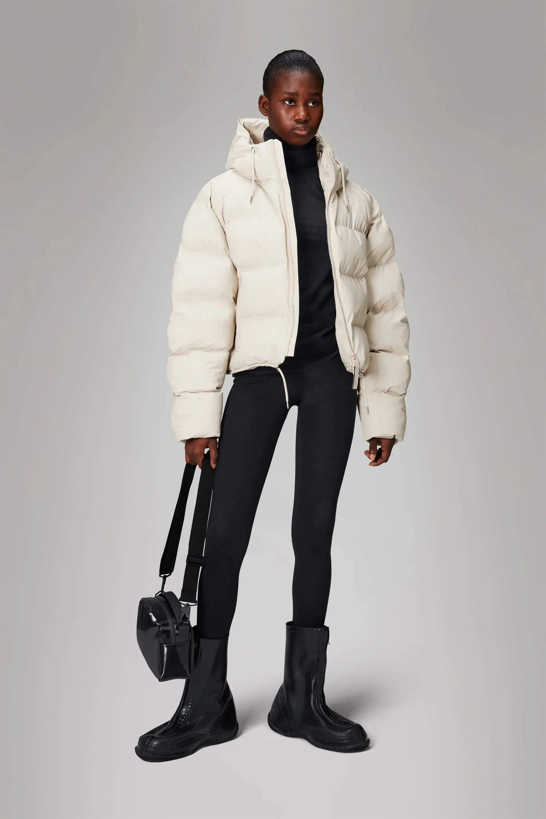 Alta Short Puffer Jacket - Dune